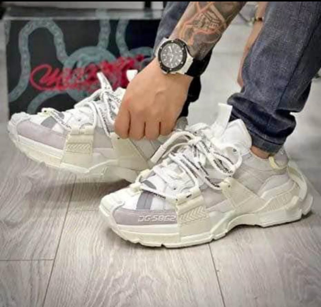 CALZADO D&G
